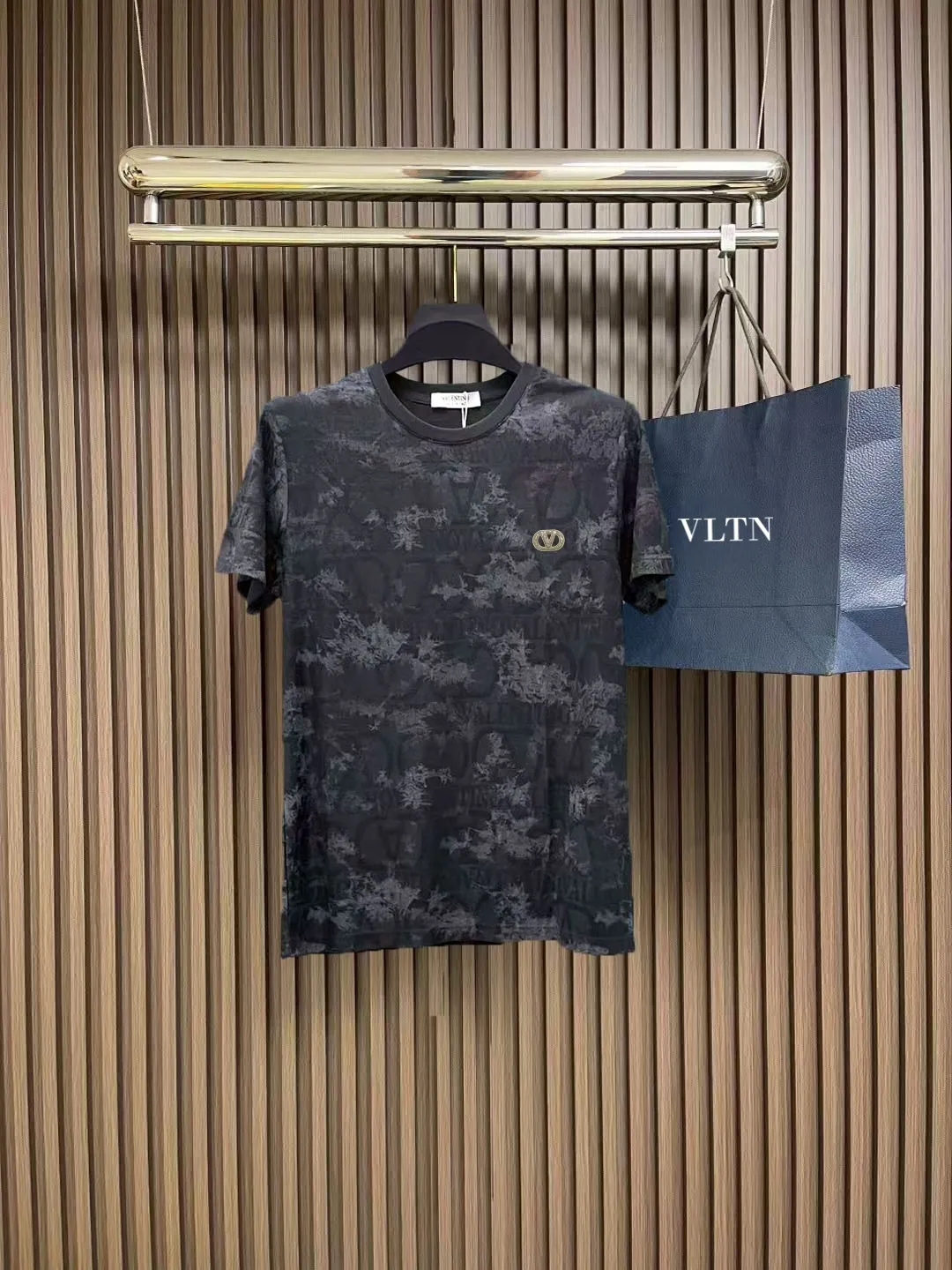 VANT SS T （3 ） + ， ， ， ， ， T。 ， ， ， 。 ， ， ， ， ！ ， ！ ， ， ， ， ， T T 、 ！ ！ 、 、 T， ， ， ， ！ ， ， ， . , , 20SS . ：White Black Sizes：M L XL 2XL 3XL